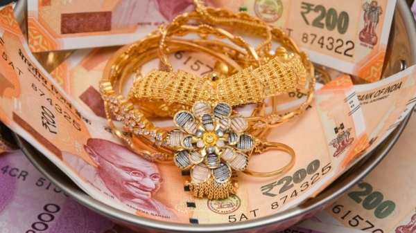 வங்கிகள், NBFC-கள் கொடுக்கும் தங்க நகை கடன்.. இப்போ லேட்டஸ்ட் வட்டி எவ்வளவு தெரியுமா? 