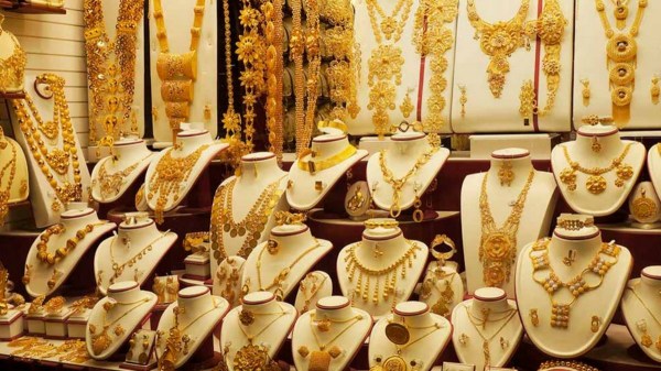 துபாயில் இனி தங்கம் வாங்குவது வேஸ்ட்..! ஏன் தெரியுமா..? 