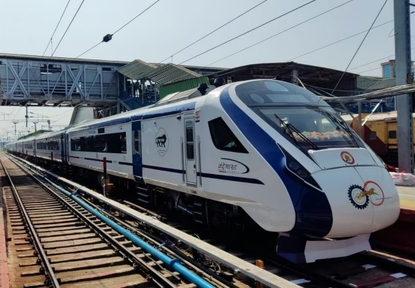 சென்னை டூ பெங்களூரு: வெறும் 4 மணி நேரத்தில்.. ரயில் சேவையில் முக்கிய மாற்றம்..! 