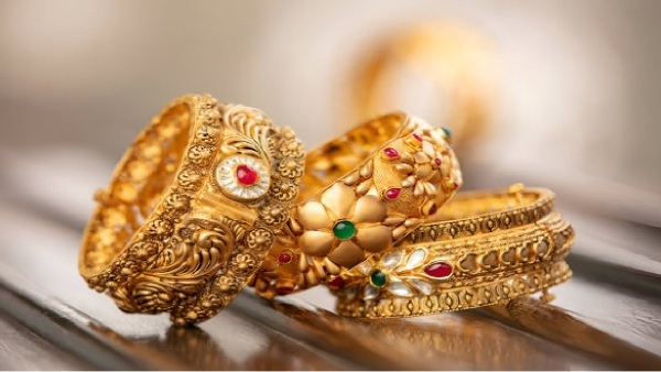 சட்டென உயர்ந்த தங்கம் விலை.. அடுத்தது என்ன நடக்கும்? தங்கம் வாங்கலாமா..? வேண்டாமா..? 