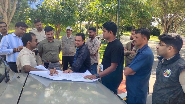 பயத்தில் இன்போசிஸ் ஊழியர்கள்..! கையில் சிக்காமல், கேமராவில் மட்டும் சிக்கும் கில்லாடி சிறுத்தை..! 