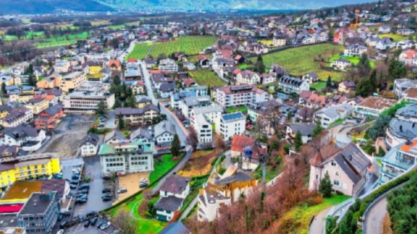 மலிவு விலையில் ஒரு நாடே வேணுமா? விலையும் கம்மிதான்.. இத படிங்க முதல்ல..!!