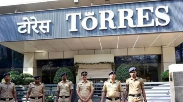  நகைக்கடையில் இப்படியொரு மோசடியா.. 100 கோடி ரூபாயை இழந்து தவிக்கும் மக்கள்..!! 