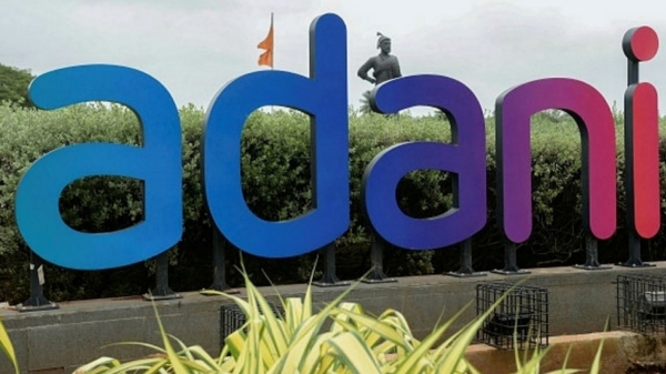 தரைதட்டிய அதானி பங்குகள்.. ஓரே நாளில் இப்படியா..? முதலீட்டாளர்கள் கதறல்..! 