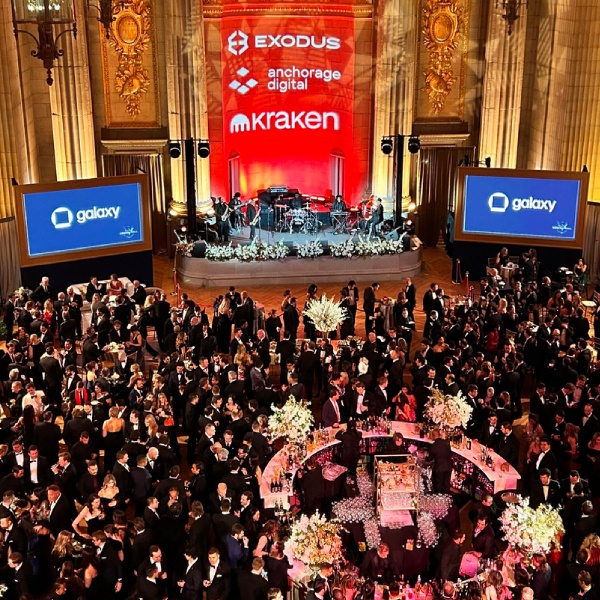 ஓவர் நைட்டில் 13 பில்லியன் டாலர் சம்பாதித்த டிரம்ப் கிரிப்டோகாயின்.. ஏமிரா இதி..!! 