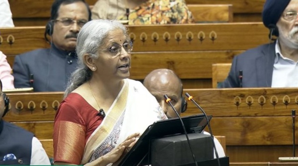 மூலதன செலவினங்களுக்காக ரூ.11.21 லட்சம் கோடியை ஒதுக்கீடு செய்த நிர்மலா சீதாராமன்..