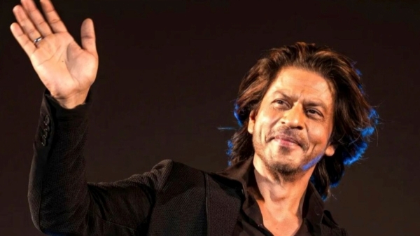 மும்பை: அப்பார்ட்மெண்ட் வீட்டை வாடகைக்கு எடுத்த ஷாருக்கான்!! வாடகை மட்டும் பல கோடி 