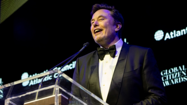  Dubai Loop: துபாயின் போக்குவரத்தையே மாற்றி அமைக்கும் மெகா திட்டம்.. எலான் மஸ்கிற்கு ஜாக்பாட்..!