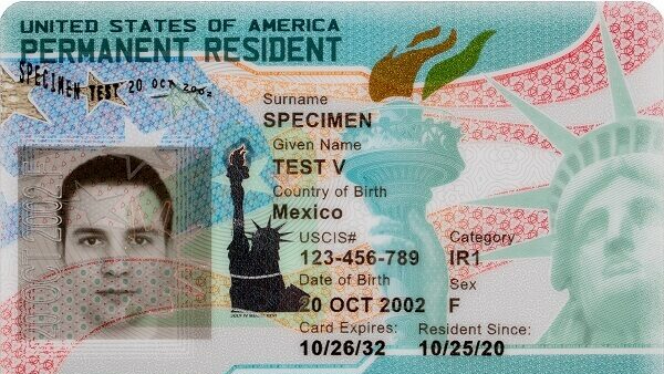 கிரீன் கார்டு வைத்திருக்கும் முதியவர்களை குறி வைக்கும் டிரம்ப் நிர்வாகம்.. அடுத்தடுத்து நெருக்கடி..!