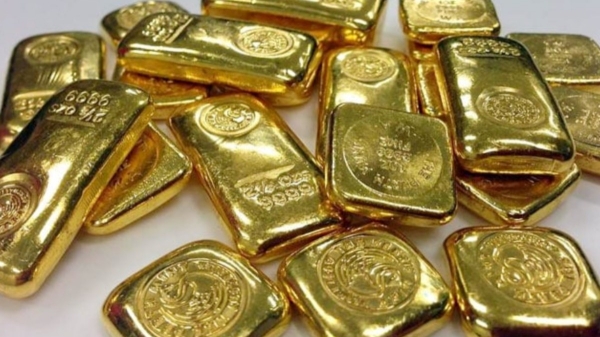 தங்கப் புதையலாக மாறிய தமிழகம்..! புதைந்து கிடக்கும் தங்கம்..! ஆச்சரியத்தில் ஊர் மக்கள்..!