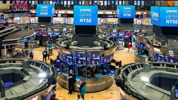 அமெரிக்க வரியால் பாதிப்பா?..  பங்குச் சந்தையின் போக்கை நிர்ணயம் செய்யும் முக்கிய காரணிகள்!