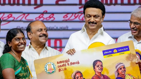 மகளிர் உரிமை தொகை: ரூ.13,807 கோடி நிதி ஒதுக்கீடு.. பெண்களுக்கு சூப்பர் ஜாக்பாட்..!!