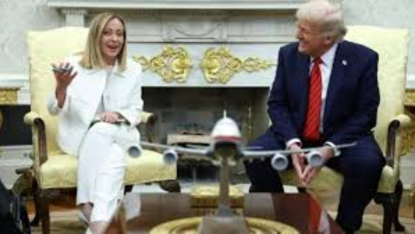 ஜார்ஜியா மெலோனி-ஐ சந்தித்த டிரம்ப்.. ஐரோப்பிய யூனியனுக்கு விடிவு காலம் பிறக்கபோகுது..!!