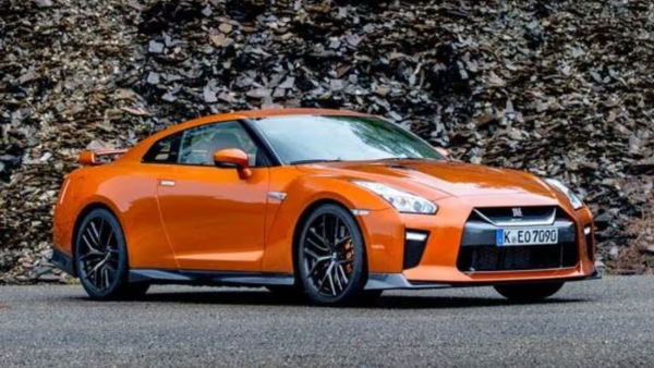 10000 பேருக்கு வேலை காலி.. கண்மூடித்தனமாக பணிநீக்கம் செய்யும் கார் நிறுவனம்.. கதறும் ஊழியர்கள்..!