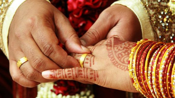 கல்யாண செலவுகளுக்கு பணம் இல்லையா? ரூ.50 லட்சம் வரை திருமணக் கடன் வழங்கும் ஐசிஐசிஐ பேங்க்!