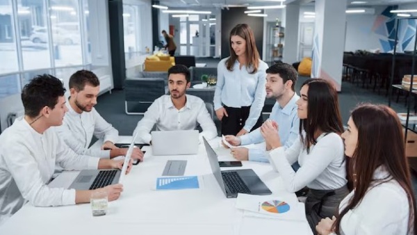 அடகொடுமையே.. உலகிலேயே குறைந்த சம்பளம் பெறுவது 'பெங்களூரு ஐடி ஊழியர்கள்' தான்.. எவ்வளவு தெரியுமா..?