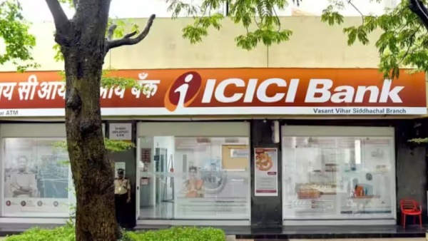ICICI வங்கி வாடிக்கையாளர்களே இத கவனிங்க.. ஏடிஎம் உட்பட ஒட்டுமொத்த சேவைகளுக்கும் புதிய கட்டணம்.!!