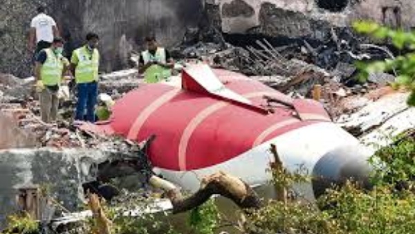 ஏர் இந்தியா விபத்து: புறப்பட்டது முதல் இறுதி நொடி வரை நடந்தது என்ன? – அதிர்ச்சி தரும் ரிப்போர்ட்!!