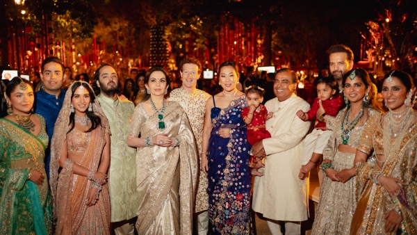 இந்திய பாரம்பரியத்தை உலக அரங்கிற்கு கொண்டு சென்ற ஆனந்த் அம்பானி திருமணம்..!!