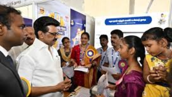 ஆதார் ,ரேஷன் கார்டில் மாற்றம் செய்யனுமா? இந்த சான்ஸ் மறுபடியும் கிடைக்காது உடனே கிளம்புங்க..