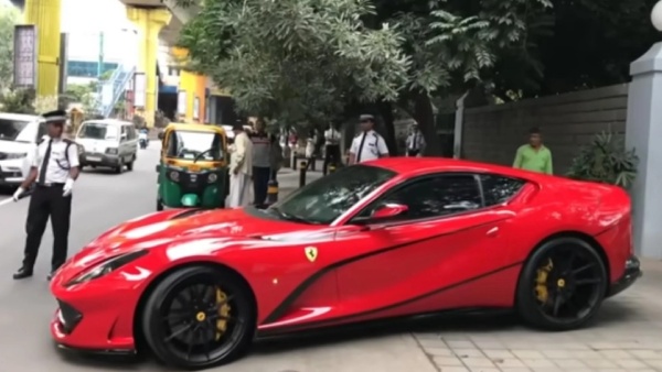 உஷார்.. சாலை விதிகளை மீறிய தொழிலதிபருக்கு ரூ.1 கோடி அபராதம்.. நீங்களும் இந்த தவறை பண்ணாதீங்க..!!