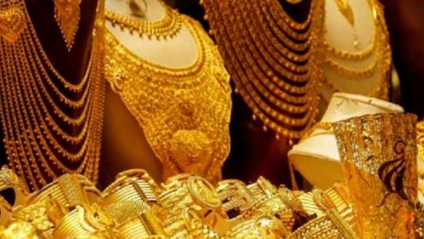 தங்கம் வாங்க இதுதான் சரியான நேரம்.. உடனே கடைக்கு போங்க மக்களே.!! தங்கம் வாங்க இதுதான் சரியான நேரம்.. உடனே கடைக்கு போங்க மக்களே.!!