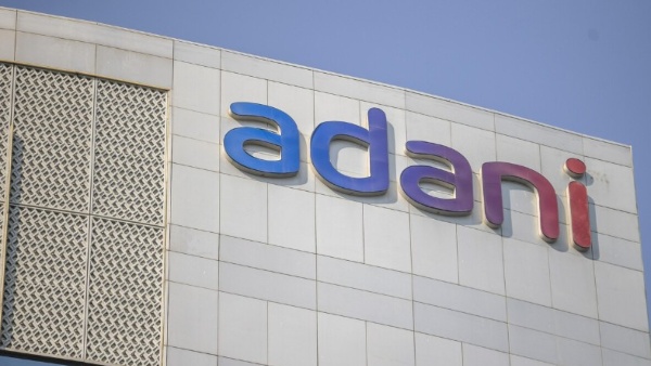  அதானி குழுமத்தின் கடன் அதிகரிப்பு.. அரசு வங்கிகளின் பங்களிப்பு எவ்வளவு தெரியுமா?