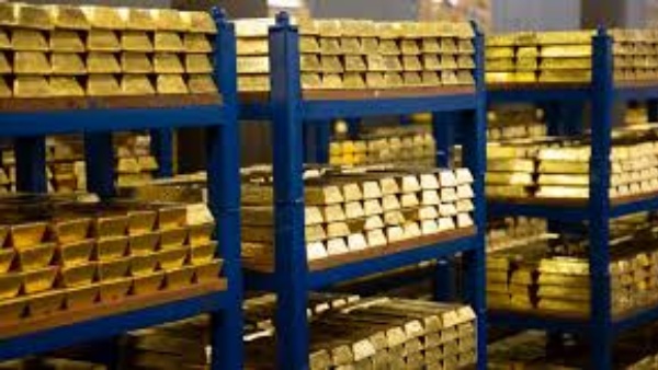 தங்கத்தின் விலை குறைய போகுதா?  தங்கம் வாங்குவதை குறைத்த மத்திய வங்கிகள் - உலக தங்க கவுன்சில் அறிக்கை