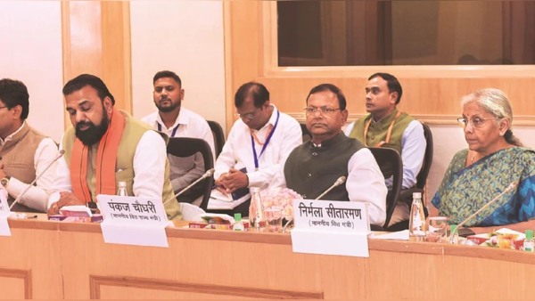 மெடிக்கல் இன்சூரன்ஸ், லைஃப் இன்சூரன்ஸ் பிரீமியம் தொகை குறைய போகிறதா? GST GoM வெளியிட்ட குட் நியூஸ்!!