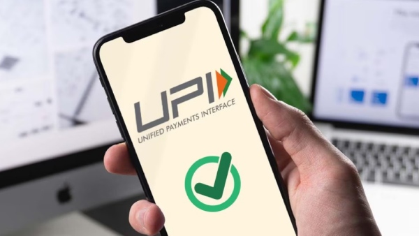 கூகுள் பே, போன்பே மூலம் செய்யும் யுபிஐ பரிவர்த்தனைகளுக்கு கட்டணம்.. ICICI வங்கி அதிரடி.!