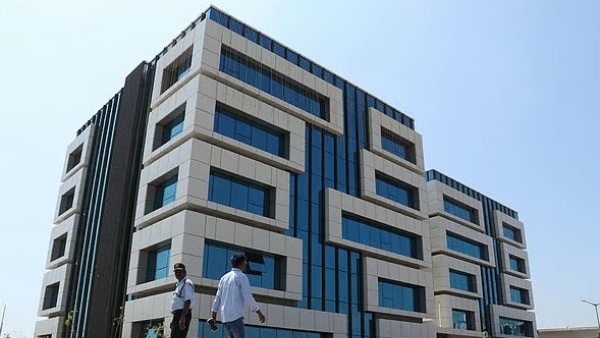 மலைகளின் ராணி நீலகிரியில் திறக்கப்படும் மினி டைடல் பார்க்.. வேலை தேடுவோர் ரொம்ப ஹேப்பி..!!