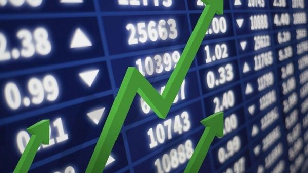 5 ஆண்டுகளில் 1485% வருமானம்.. ரூ.3.36-ல் இருந்து ரூ.5 ஆன மல்டிபேக்கர்.. முதலீட்டாளர்களுக்கு ஜாக்பாட்