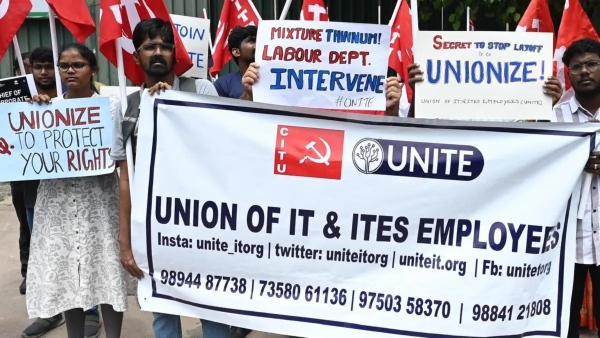 TCS நிறுவனம் உண்மையில் 30,000க்கும் அதிகமானவர்களை பணி நீக்கம் செய்கிறதா?