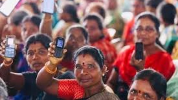 உங்களுடன் ஸ்டாலின் முகாமில் குவியும் மகளிர் உரிமைத் தொகை விண்ணப்பங்கள்! எப்போது முடிவு தெரியும்?