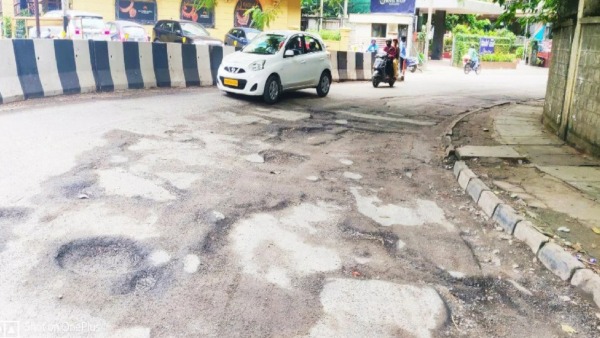 பெங்களூரு சாலைகள் அக்டோபர் 31-க்குள் சீரமைக்கப்படும்.. ரூ.750 கோடி நிதி ஒதுக்கீடு.!!
