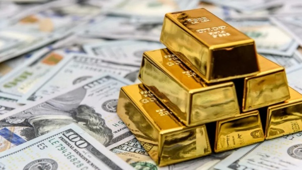 தங்கம் vs டாலர்.. பணக்காரர்கள் ஏன் தங்கத்தை நோக்கிப் படையெடுக்கின்றனர்?