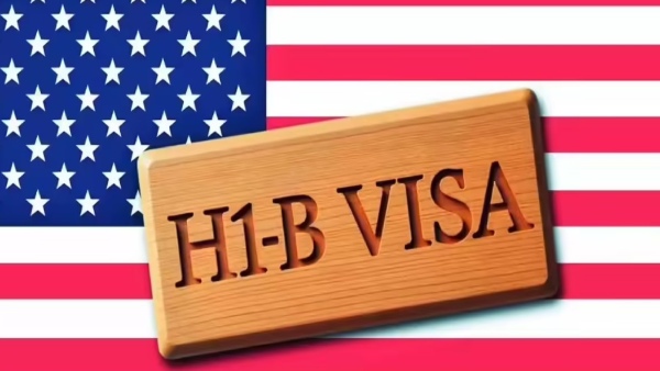 H1B விசா கட்டண உயர்வால் 1,40,000 பேருக்கு வேலை பறிபோகும் அபாயம்.. JPMorgan எச்சரிக்கை..!!