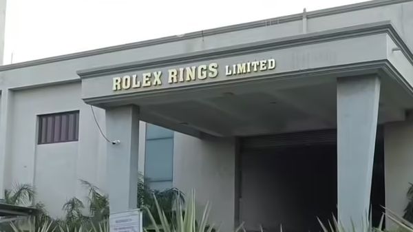 1:10 பங்கு பிரிப்பை அறிவித்த ரோலக்ஸ் ரிங்ஸ்.. விலை குறையும் பங்குகள்.. ஹை ஜம்பில் பங்குகள்.!!