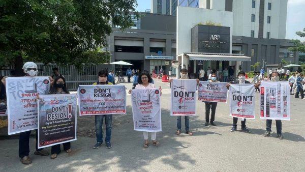 30 ஆண்டுகாலம் நிறுவனத்திற்காக உழைத்தவரை தூக்கி எறிந்த டிசிஎஸ்.. போராட்டத்தில் குதித்த ஊழியர்கள்..!