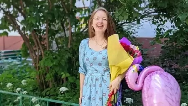 பெங்களூருவில் வீட்டு பணிப்பெண்ணுக்கு மாதம் ரூ.45,000 சம்பளம் வழங்கும் ரஷ்ய பெண்.. ஏன் தெரியுமா..?