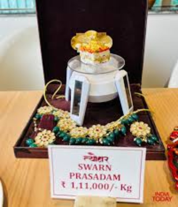 இந்தியாவிலேயே காஸ்ட்லியான ஸ்வீட்.. தீபாவளி ஸ்பெஷல்.. ஒரு கிலோ விலை ஜெஸ்ட் 1*****..!