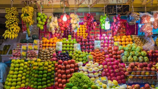 நம் பாக்கெட்டை பதம் பார்க்கும் பழங்களின் விலை!! வாழைப்பழம், ஆப்பிள் விலை கிடுகிடு உயர்வு!!