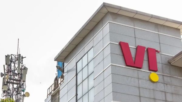 Vodafone பங்குகள் உயர்வு.. DoT-யின் AGR கோரிக்கைகள் தொடர்பான உச்ச நீதிமன்ற விசாரணை முன்பு ஏற்றம்.!