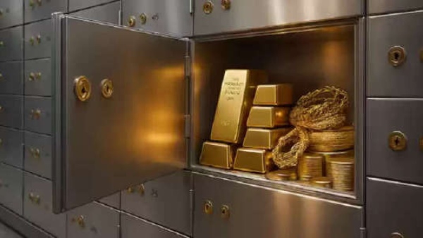 தங்கத்த வங்கி லாக்கர்ல வைக்க போறீங்களா?  RBIஇன் இந்த விதிமுறைகள முதல்ல தெரிஞ்சுக்கோங்க..