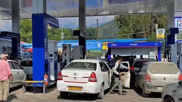 பெட்ரோல் பங்க் உரிமையாளருக்கு செக் வைத்த ஐடி.. ITAT பெங்களூரு வழங்கிய முக்கிய தீர்ப்பு.! பெட்ரோல் பங்க் உரிமையாளருக்கு செக் வைத்த ஐடி.. ITAT பெங்களூரு வழங்கிய முக்கிய தீர்ப்பு.!