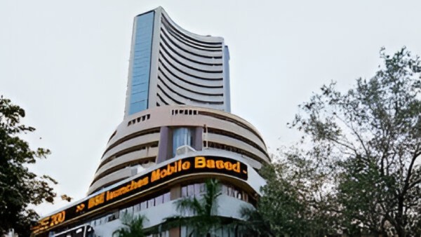 இன்று குருநானக் ஜெயந்தி: பங்குச்சந்தைகள் , வங்கிகள் வழக்கம் போல செயல்படுமா?