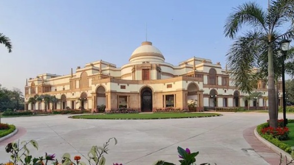 உலகப் பணக்காரரின் அரண்மனை.. புதினை வரவேற்கும் டெல்லியின் ரூ.170 கோடி ஹைதராபாத் ஹவுஸ்..!!