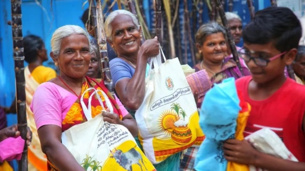 தமிழக மக்களுக்கு டபுள் ஜாக்பாட்.. பொங்கல் பரிசுத்தொகை ரூ.5,000? பெண்களுக்கு முன்கூட்டியே ரூ.1,000..!