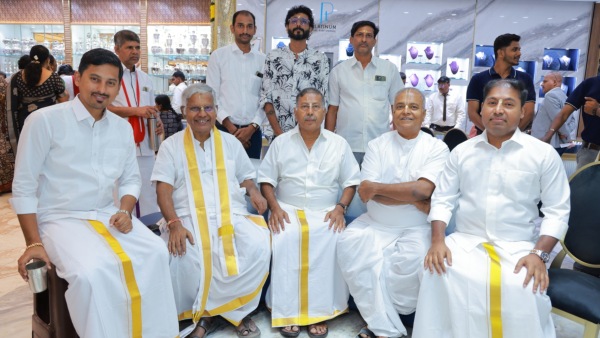 மதுரையில் இருந்து பங்குச்சந்தை வரை!! பிரம்மிக்க வைக்கும் தங்கமயில் ஜூவல்லரியின் வளர்ச்சி!!