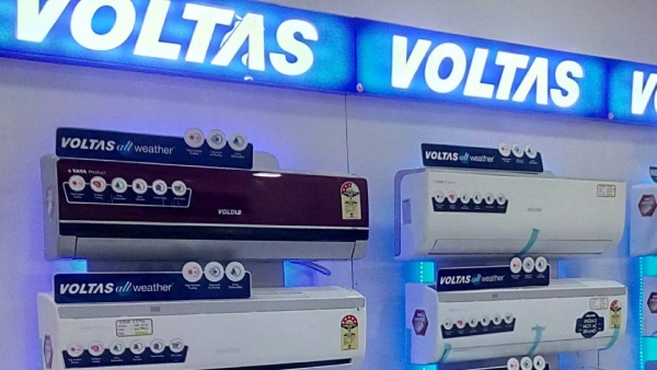 சுட்டெரிக்கும் வெயில்!! ஏசி வாங்குற பிளான் இருக்கா? தள்ளி போடாதீங்க!! சீக்கிரமே விலை ஏற போகுது!! சுட்டெரிக்கும் வெயில்!! ஏசி வாங்குற பிளான் இருக்கா? தள்ளி போடாதீங்க!! சீக்கிரமே விலை ஏற போகுது!!